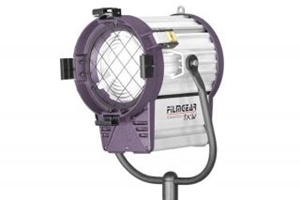 FilmGear 1000W Junior Tungsten Fresnel Lamphead with Barndoors (L01000TJ)